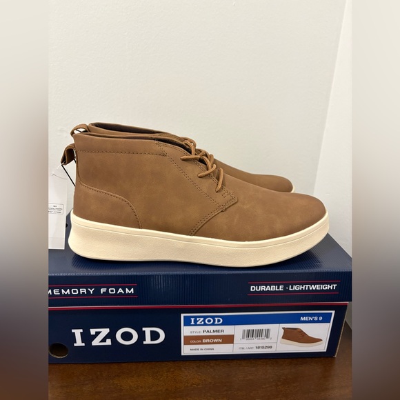 Izod Men's Brown Chukka Boots - Picture 1 of 8
